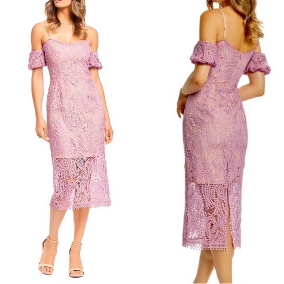 Dress the Population Dresses & Skirts - NWT Dress the Population Sacha Cold Shoulder Sleeve Bodycon Lace Midi Dress S